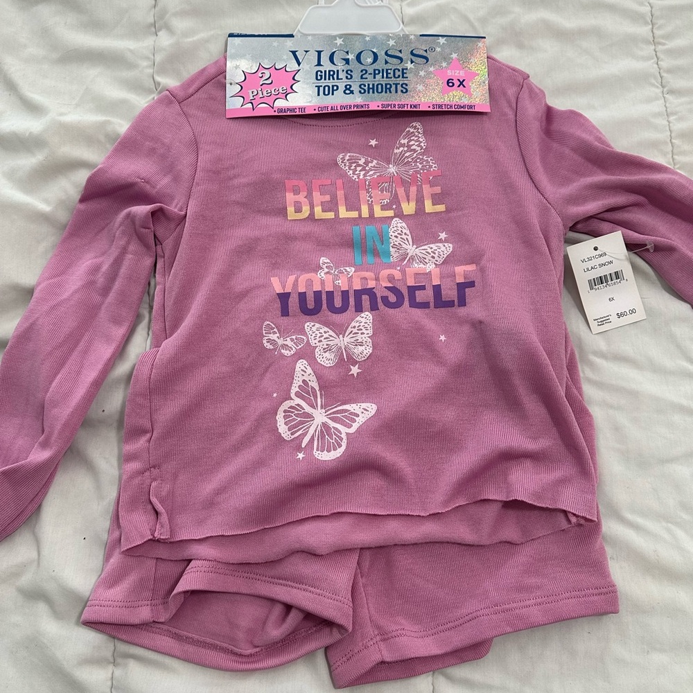 Vigoss matching set top and shorts Soft and comfy